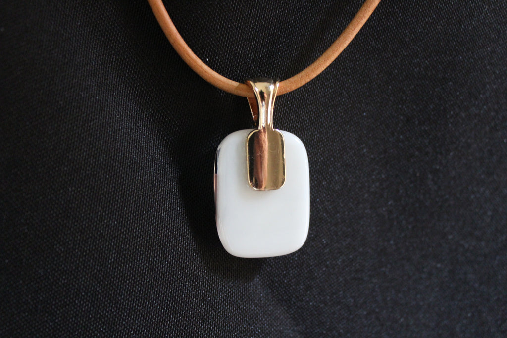 Fused Glass Pendant 008 – On Cord Creations